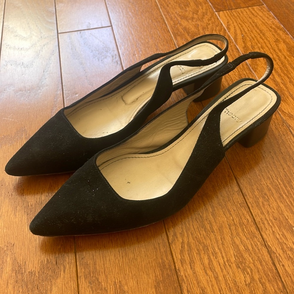 Theory Kitten Block Heels Barely Worn Like New Size 37